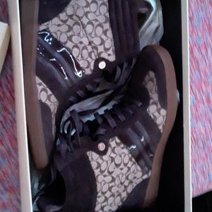 Coach signature suade hidden heels